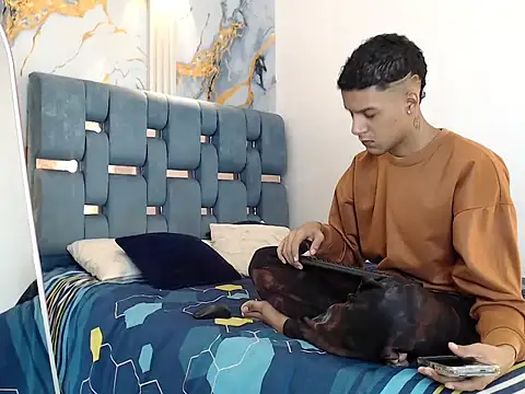 Sexy boys hell2 online show from January 19, 1:40 pm