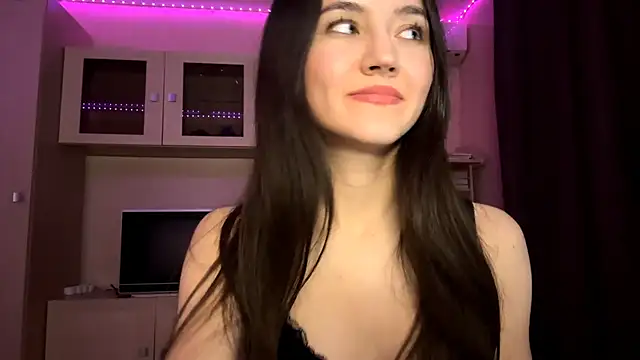 Kiaicatie online show from February 25, 6:39 pm