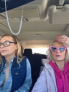 BeautifulFire23 online show from February 18, 5:56 pm