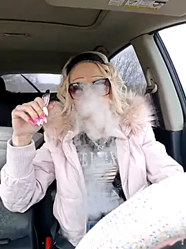 BeautifulFire23 online show from April 7, 2:52 pm