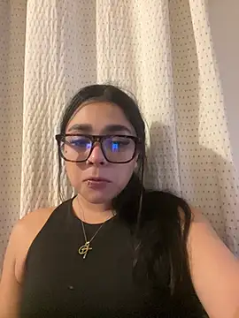 Violetta pinkk1 online show from February 16, 4:34 am