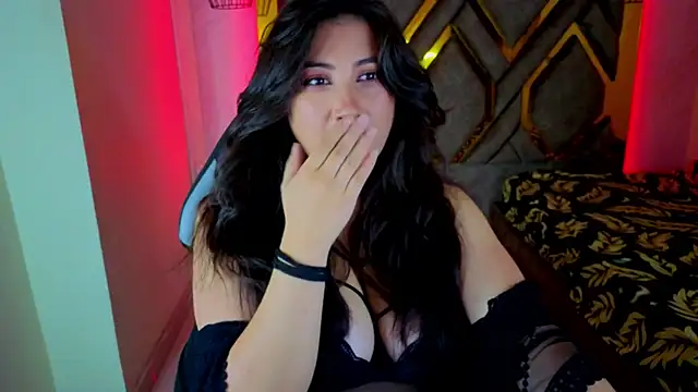 Luvienne online show from February 25, 8:18 pm