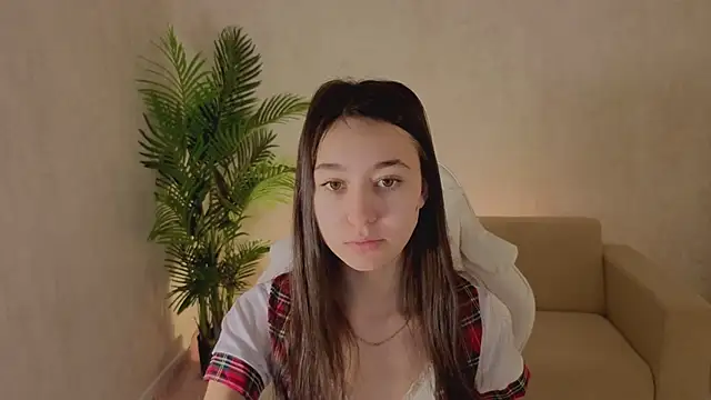 Nicole Brownie online show from February 10, 5:21 am