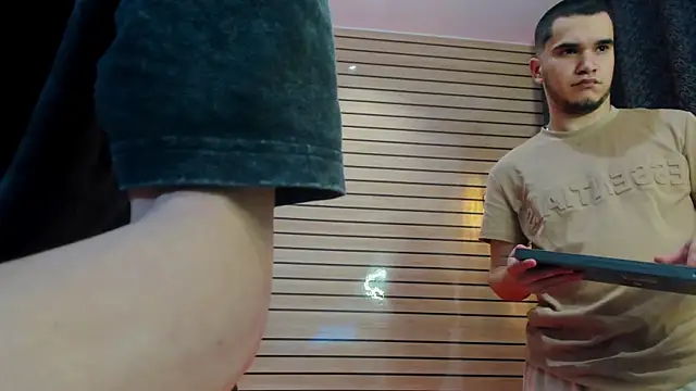 TheBatMansion online show from April 17, 3:08 am