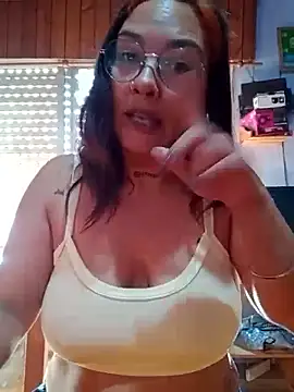 kuramaqueen online show from April 13, 11:55 am