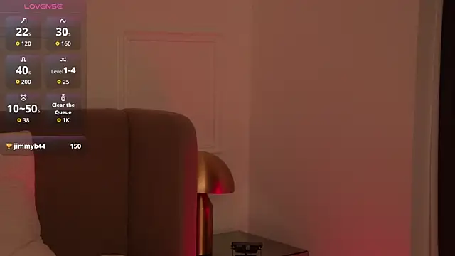 MollyHilton online show from March 28, 6:18 pm