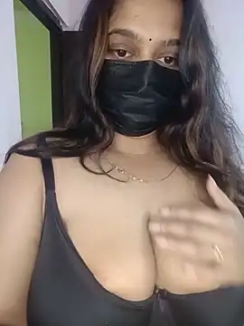 Aliya Hott online show from June 18, 10:42 am
