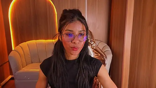 Alina b  online show from May 27, 1:57 am