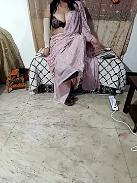 Secret Bhabhi online show from February 14, 8:27 am