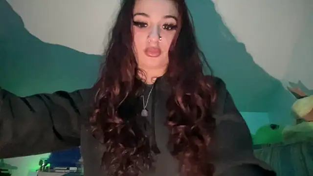 heluvsbabii online show from March 2, 7:15 am