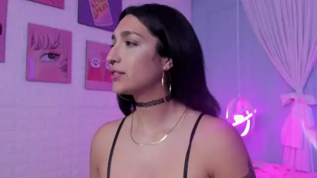 Cleo Foxx online show from April 10, 11:38 am