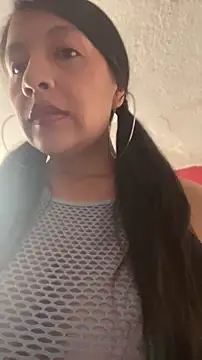 Bamby08 online show from April 16, 6:29 pm