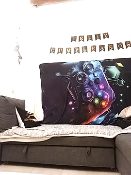 yoahotpetrafiery online show from April 6, 12:54 am