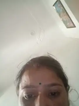 khushi rawat online show from February 17, 6:24 am