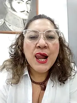 JULIETA 21- online show from February 6, 12:41 pm