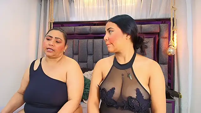 Karina Mendoza online show from April 11, 12:09 pm