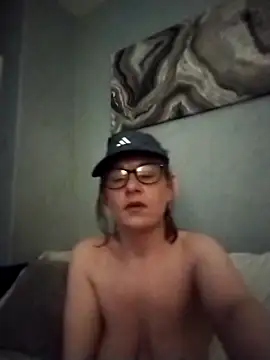 Sexycaylaxxxx online show from March 29, 4:00 am