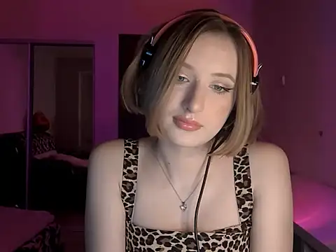 DeliciaBagnoli online show from February 18, 6:29 pm