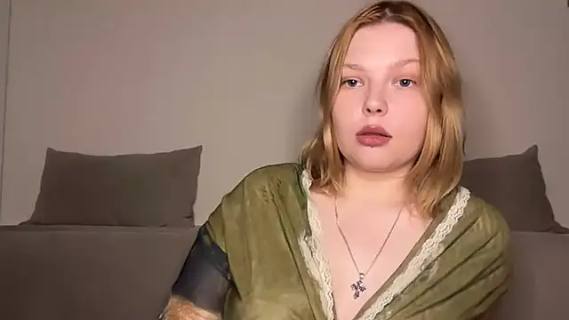Ophelia Ritz online show from May 14, 11:32 pm