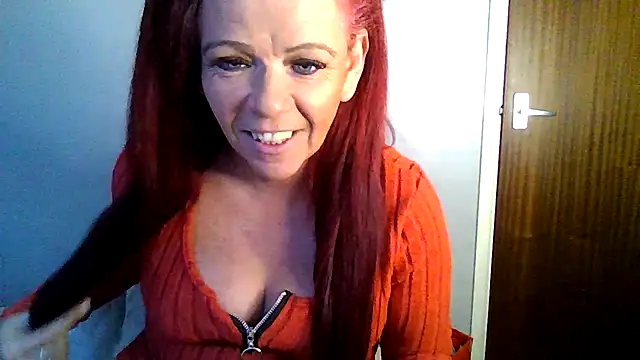 Forbidden-Irish-x online show from March 27, 5:46 pm