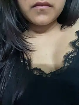 serenaaaax online show from March 11, 8:33 pm