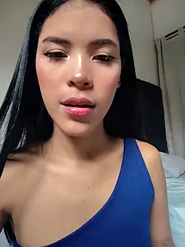 Luucia 09 online show from February 5, 7:39 pm