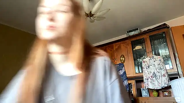 LaureenVielma online show from March 26, 7:32 am