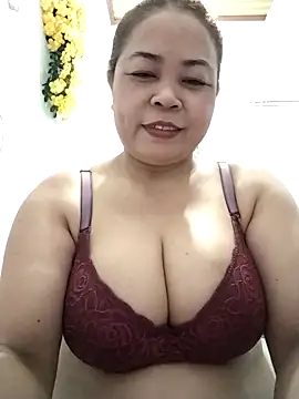 Baby-bigtits2026 online show from April 11, 10:19 am
