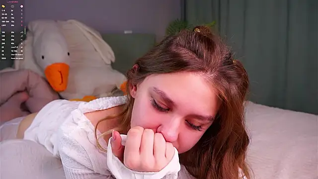 ShantellAngulo online show from February 20, 1:37 am