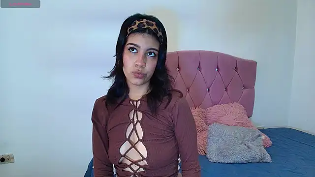 Kalyra 17 online show from March 26, 12:07 pm