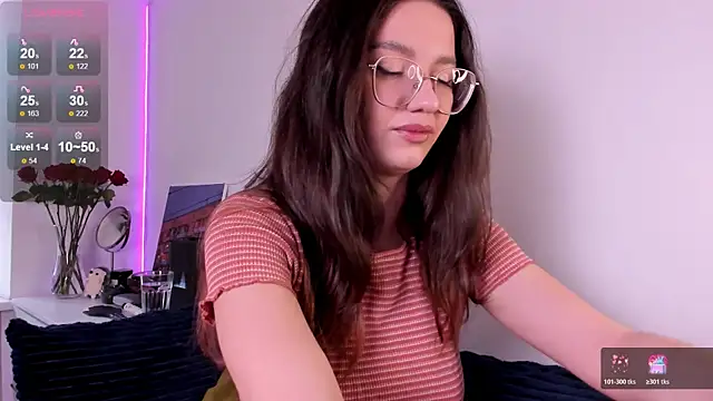 miabellee  online show from February 22, 1:34 pm