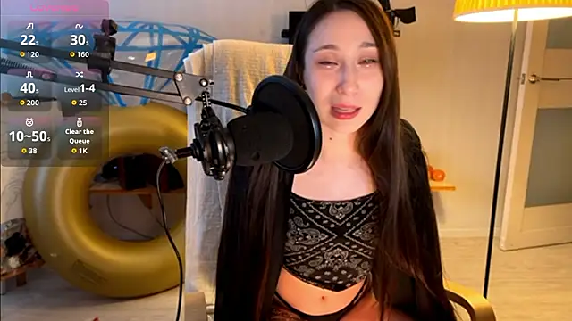 karinasun online show from February 4, 7:33 am