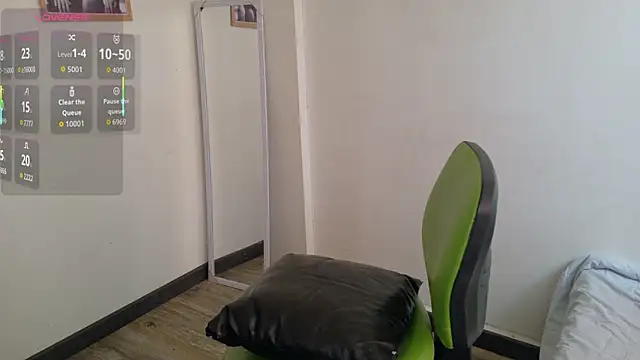 PaulaSantanaOf online show from February 21, 5:35 pm