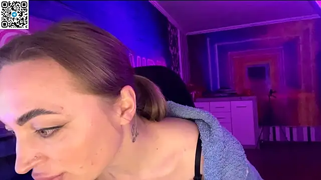 Vellora  online show from April 15, 8:20 pm