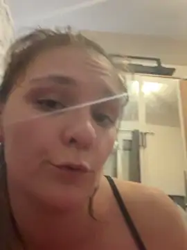 Ninafrisson online show from February 4, 10:02 pm