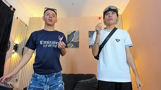 DesiresOfOlympus  online show from April 15, 7:58 pm