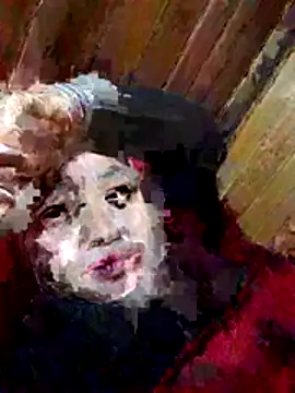 quynhbupbe11 online show from February 12, 1:57 pm