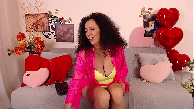 BettiAdamson online show from February 16, 6:57 am