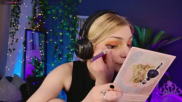 AvaSun online show from March 24, 10:48 pm