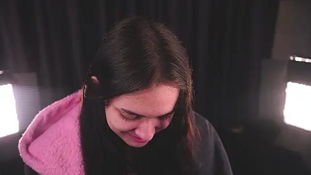 GinnyKittle online show from February 16, 7:03 pm