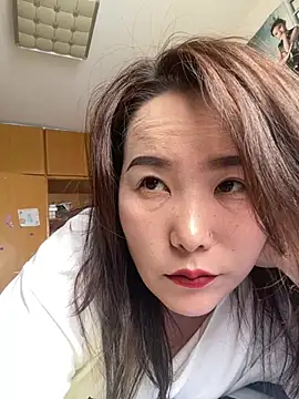 Youyou 12 online show from June 4, 12:49 am