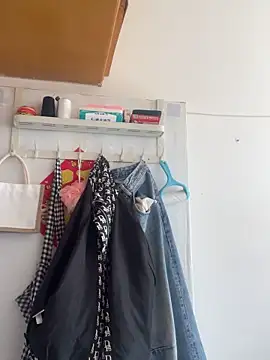 Youyou 12 online show from April 15, 12:33 am