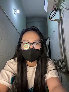 Leeeiuu online show from February 10, 5:16 pm