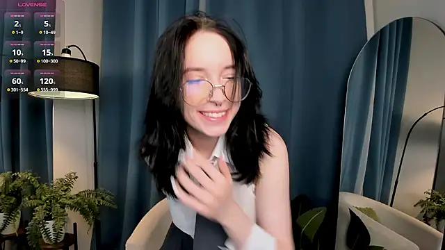 DearKate  online show from February 10, 2:09 pm