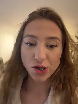 romyxxs online show from February 24, 10:41 pm