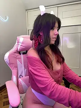 SoftDoll- online show from February 9, 4:20 pm