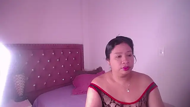 miafuegolatino online show from June 9, 3:06 am