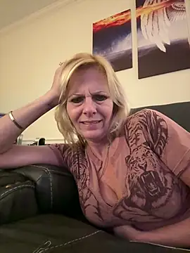 FireAfterDark online show from April 4, 5:06 am