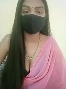 BomBabe online show from May 10, 10:50 am