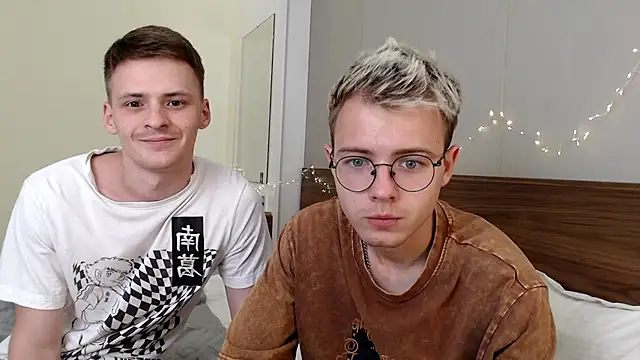 NikiKerryCum online show from February 14, 1:24 pm